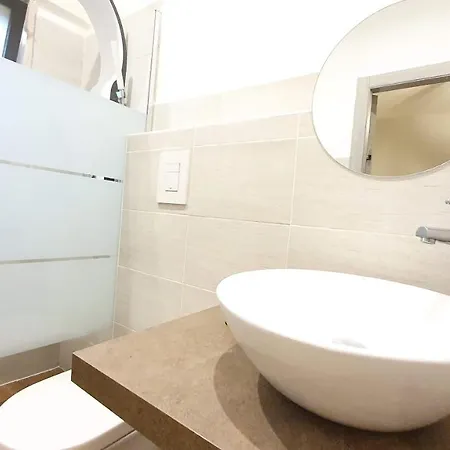 I Covi Del Viaggiatore - Politecnico Pensionat 3*